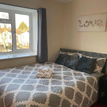 Nnk Air Bnb Enfield Buitenkant foto